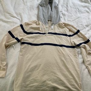 Striped hoodie with gray hood